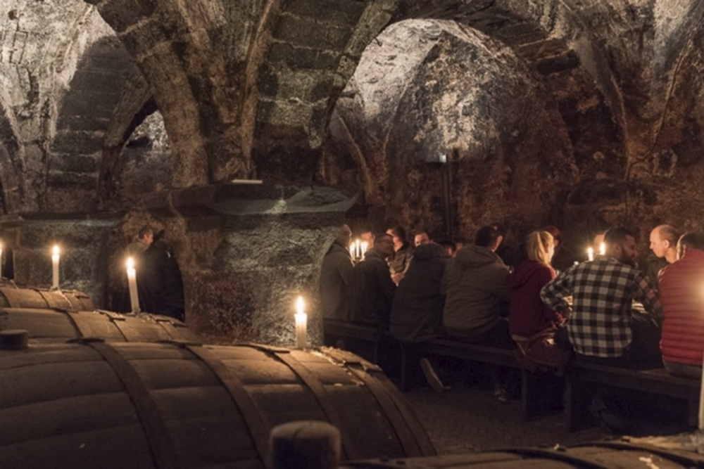 Weinprobe im ältesten Weinkeller Deutschlands