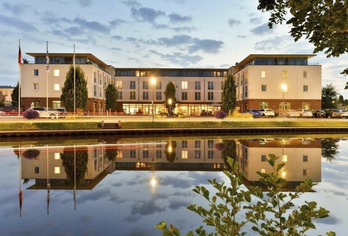Außenansicht des Best Western Plus Hotel Papenburg